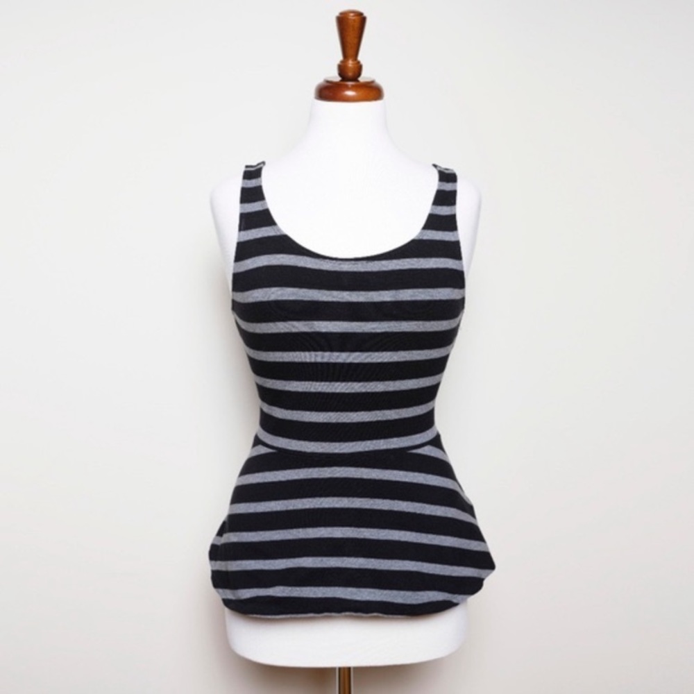 EXPRESS STRIPE TOP - Picture 9 of 9